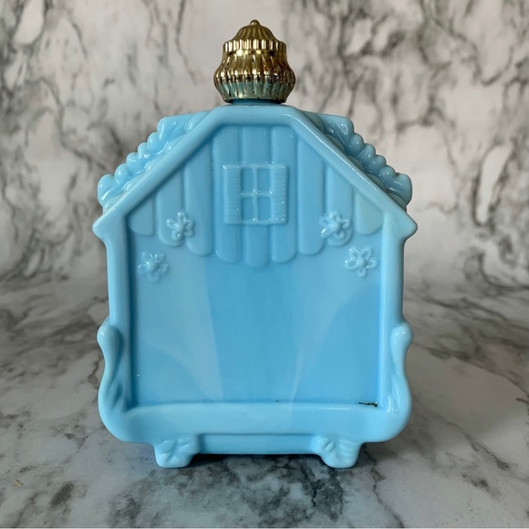 Vintage AVON Enchanted House Cuckoo Clock Light Blue Glass Cologne Bottle - Picture 3 of 4
